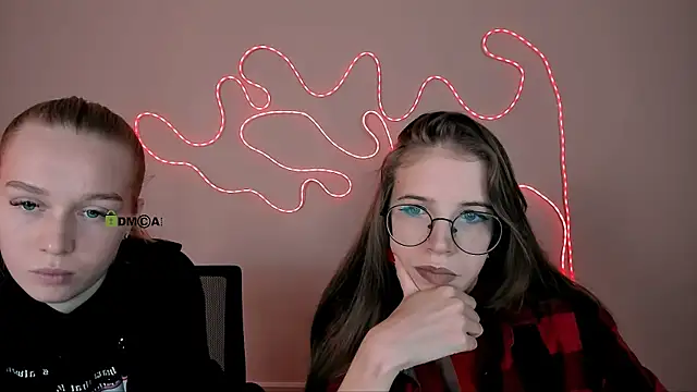 lulu fly  online show from October 21, 8:48 am