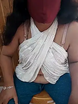 Hot Boude online show from November 7, 8:47 am