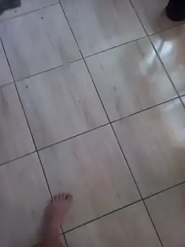 Snapshot of Motoboy100 chatting on November 20, 11:32 am Motoboy100 online show from November 20, 11:32 am