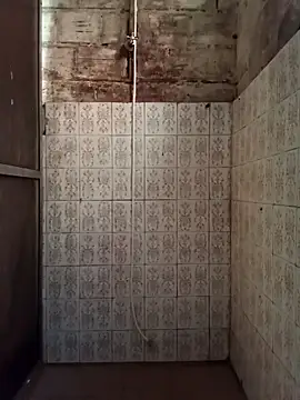 Snapshot of Motoboy100 chatting on December 13, 8:14 pm Motoboy100 online show from December 13, 8:14 pm