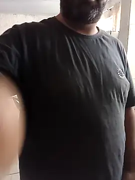 Snapshot of Motoboy100 chatting on December 16, 11:04 am Motoboy100 online show from December 16, 11:04 am