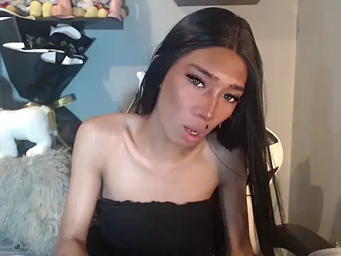 Yourasianbabyemma online show from November 11, 8:20 pm