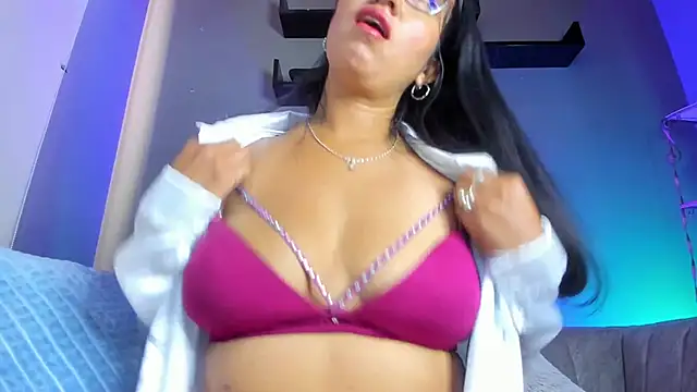 charlhot  online show from October 23, 1:10 pm