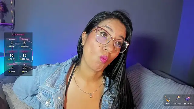 charlhot  online show from November 12, 12:38 pm