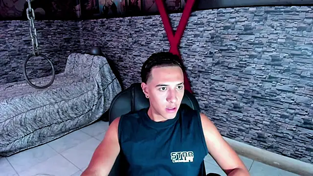 Snapshot of Hayden_Boy_ chatting on October 25, 1:29 pm Hayden Boy online show from October 25, 1:29 pm