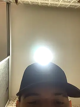 Snapshot of Hayden_Boy_ chatting on October 28, 12:41 pm Hayden Boy online show from October 28, 12:41 pm