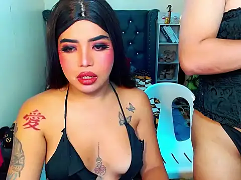 Snapshot of LovelyTs4U chatting on July 5, 8:49 pm LovelyTs4U online show from July 5, 8:49 pm