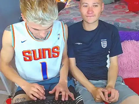 Latin boysxxxx online show from November 15, 11:32 pm