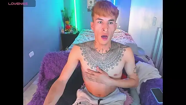 Latin boysxxxx online show from March 11, 1:55 am