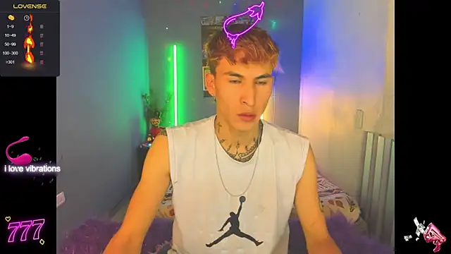 Latin boysxxxx online show from March 16, 1:11 am