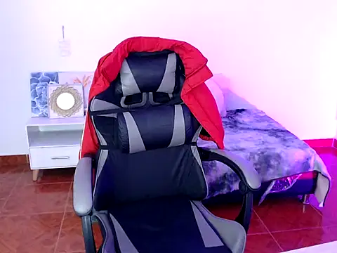 Isabella  666 online show from November 20, 3:50 am