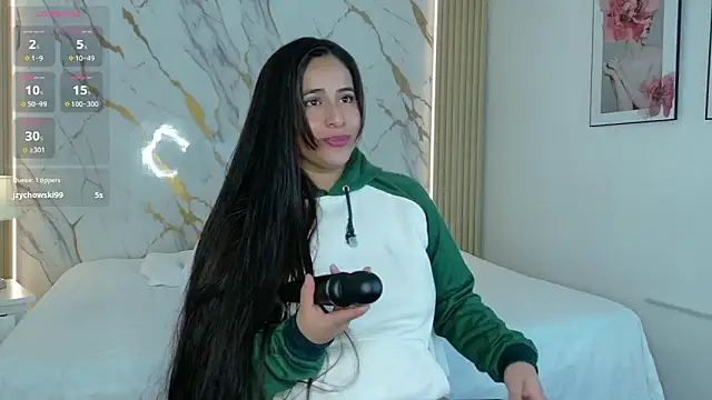 zoe longhair online show from May 4, 8:16 pm