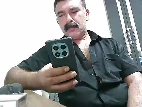 meroglu45 online show from October 17, 7:05 pm