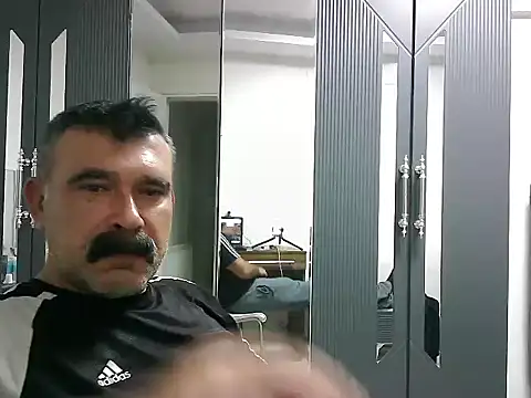 meroglu45 online show from October 23, 7:01 pm