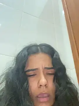 22safadinha69 online show from April 17, 2:25 am