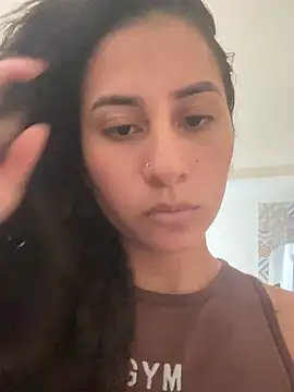 fernanda317 online show from April 23, 10:12 pm