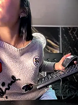 Arianaa Toro online show from November 20, 1:33 pm