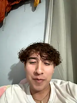 Snapshot of FresitAlexit0 chatting on November 10, 6:56 am FresitAlexit0 online show from November 10, 6:56 am