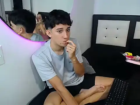 Snapshot of Dravith_Valery chatting on October 30, 9:48 pm Dravith Valery online show from October 30, 9:48 pm