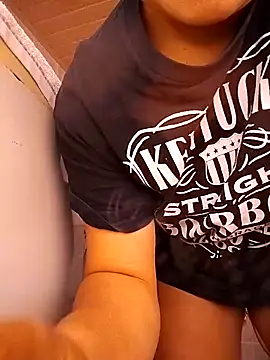 Snapshot of Valery_Graay chatting on October 28, 8:33 pm Valery Graay online show from October 28, 8:33 pm