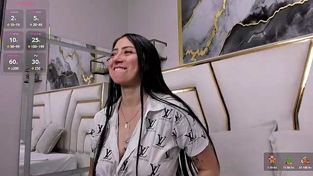 Snapshot of JuliethCruz_ chatting on October 25, 5:40 pm JuliethCruz online show from October 25, 5:40 pm