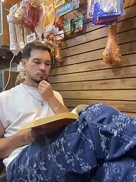 Leonardmoppet online show from November 12, 11:03 pm