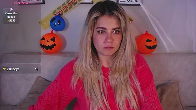 Sweet Bella Valery online show from October 29, 10:11 pm