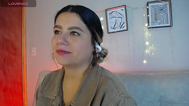 Sweet Bella Valery online show from April 30, 8:48 pm