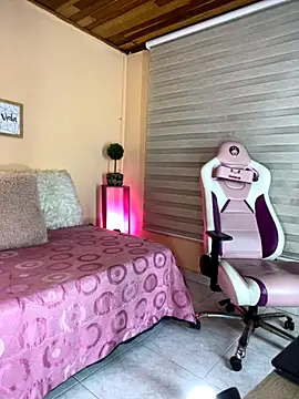 Meggie  online show from November 21, 11:14 pm