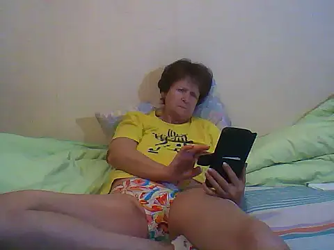 Snapshot of JesykaLove566 chatting on May 4, 6:15 pm JesykaLove566 online show from May 4, 6:15 pm
