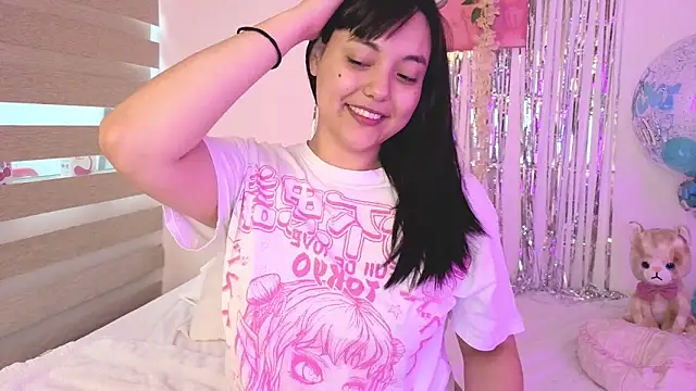 Snapshot of Ariel_internet_girl chatting on October 16, 11:55 am Ariel internet girl online show from October 16, 11:55 am