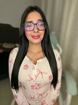 Snapshot of MiaSofia__ chatting on May 2, 5:12 am MiaSofia online show from May 2, 5:12 am