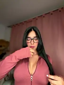 Snapshot of MiaSofia__ chatting on May 24, 4:39 am MiaSofia online show from May 24, 4:39 am