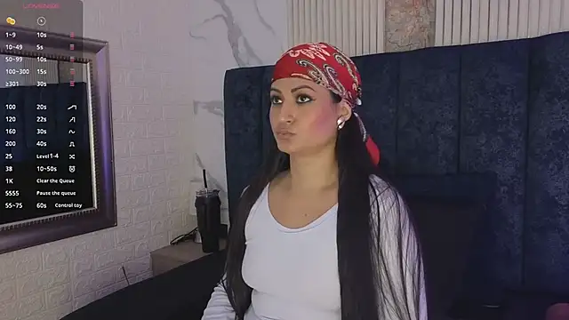Snapshot of MarScarlett chatting on April 5, 1:30 pm MarScarlett online show from April 5, 1:30 pm