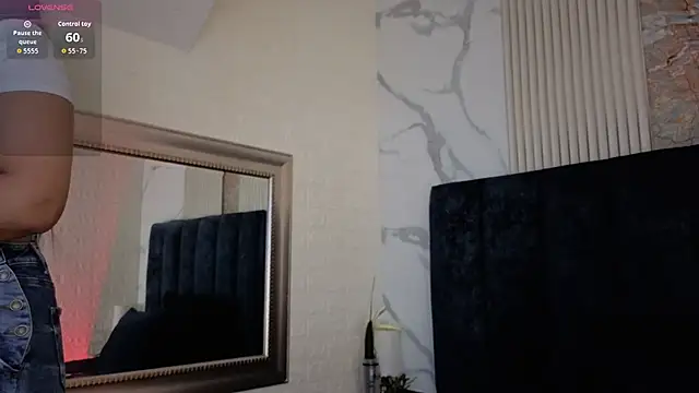 Snapshot of MarScarlett chatting on May 7, 10:09 am MarScarlett online show from May 7, 10:09 am