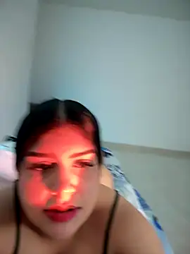 Lucianacuoper online show from December 4, 4:38 pm