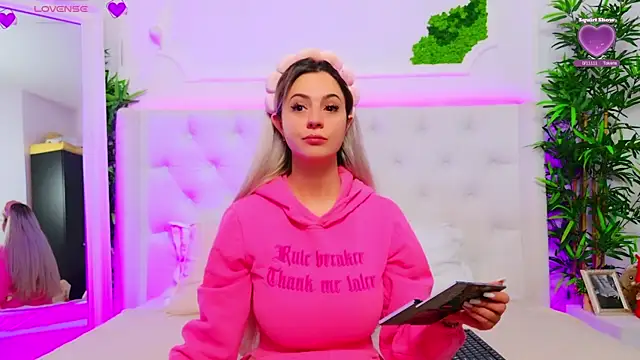 AriannaSins online show from January 9, 1:14 pm