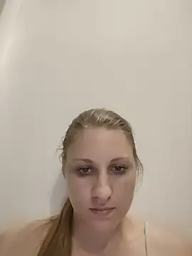 Snapshot of SandyCassie chatting on June 4, 6:36 pm SandyCassie online show from June 4, 6:36 pm