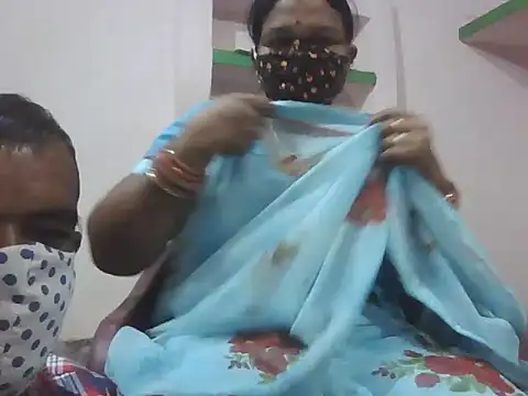 Snapshot of Divyad chatting on November 15, 9:39 am Divyad online show from November 15, 9:39 am