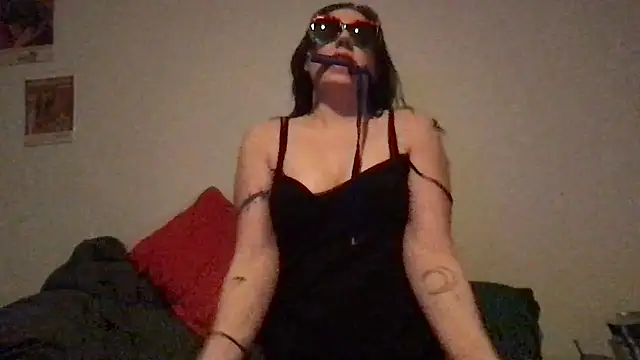 Snapshot of wet_alleycat chatting on February 17, 7:16 am wet alleycat online show from February 17, 7:16 am