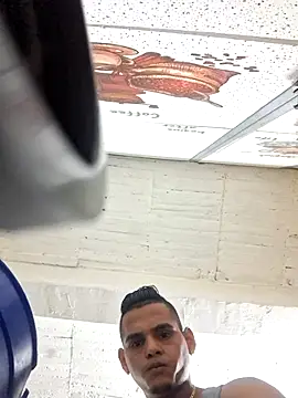 Snapshot of Daiberrubio chatting on October 27, 2:26 am Daiberrubio online show from October 27, 2:26 am