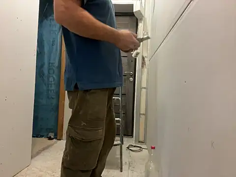 AndyLynn online show from October 17, 10:40 am