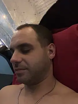 AndyLynn online show from December 1, 5:40 pm