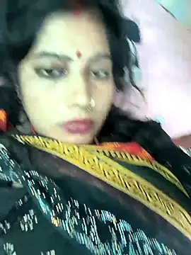 Snapshot of Ragni_bhargav chatting on February 17, 9:50 am Ragni bhargav online show from February 17, 9:50 am