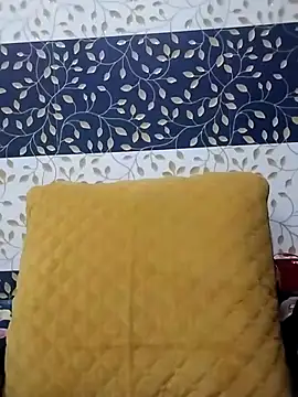 Snapshot of Jyoti-Love-143 chatting on July 15, 5:02 am Jyoti-Love-143 online show from July 15, 5:02 am