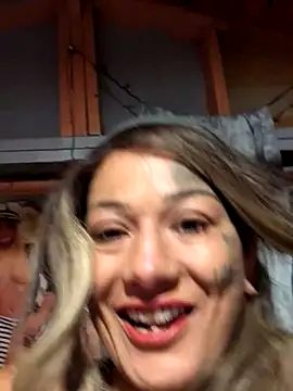 octaviatheillestt online show from October 19, 9:32 am