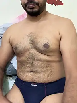 Handsome8677 online show from December 15, 1:04 pm