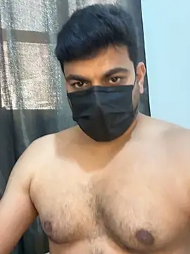 Handsome8677 online show from May 12, 9:28 am