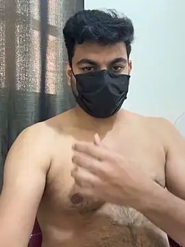 Handsome8677 online show from May 18, 8:09 am