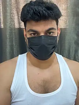 Handsome8677 online show from June 11, 8:23 am